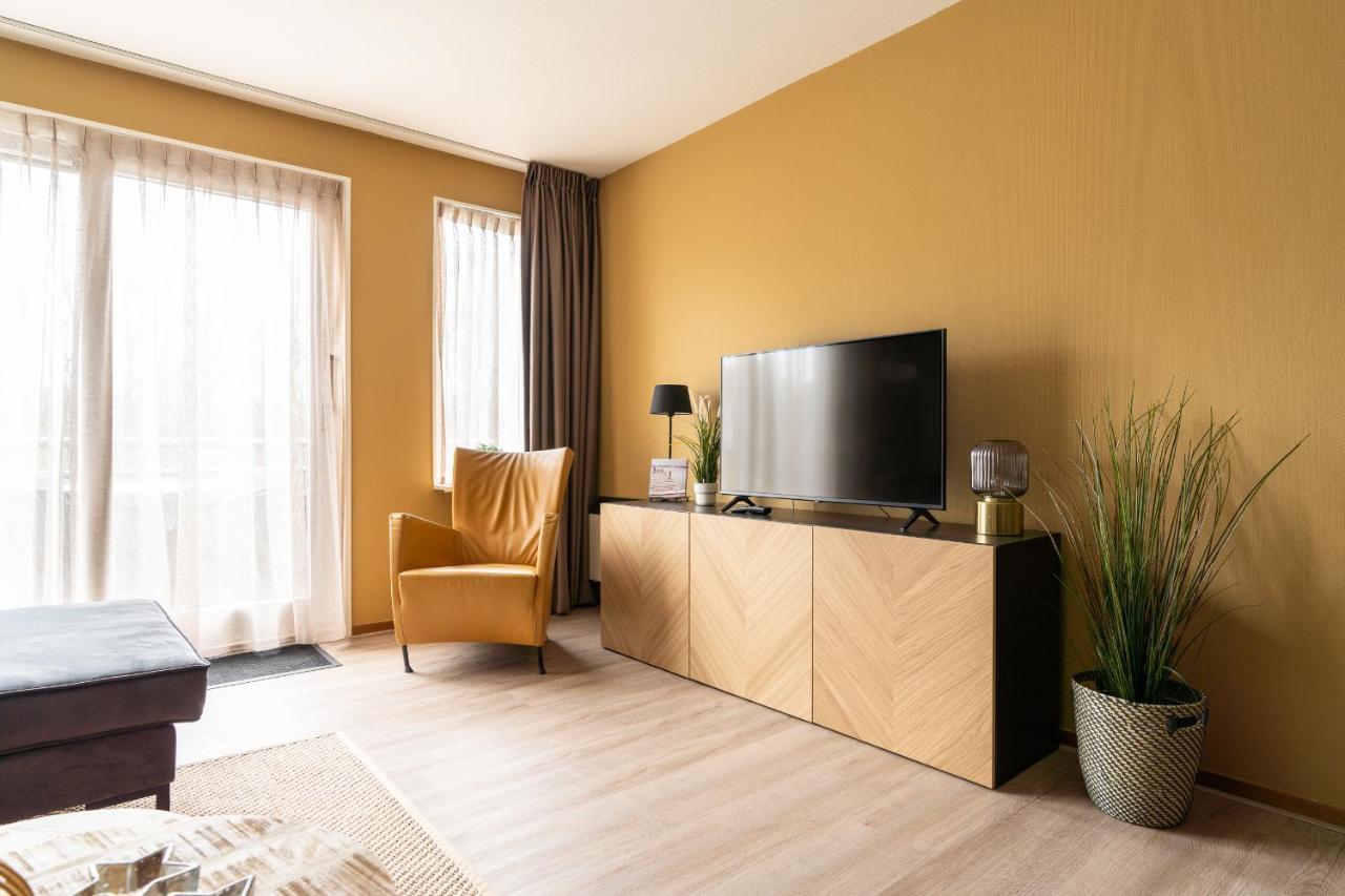 Appartement De Bosrand, Resort Amelander Kaap Hollum  Exteriör bild